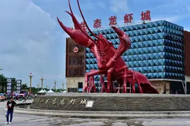 再等等，湖北的小龙虾只会迟到不会缺席图片