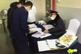 全省首推团餐配送“临牌”，嘉兴打响企业复工复产“保胃战”图片