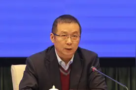废弃口罩如何处理？广东住建厅给出答案：消杀后作为其他垃圾处理视频封面