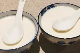 牛奶+鸡蛋+糖，蒸出100%成型双皮奶图片