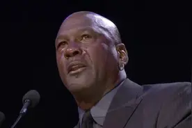 乔丹哭了！乔丹：当科比死掉，我内心的一部分也死了图片