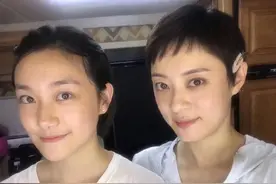 孙俪晒同父异母妹妹合照，姐妹俩太像了图片