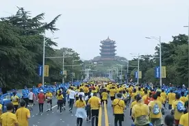 2020武汉马拉松延至下半年举办，无法参赛，无条件退报名费视频封面