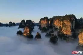 雨过天晴 张家界天子山云雾缭绕宛若仙境图片