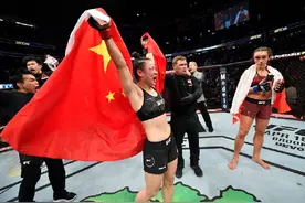 展现中国力量！张伟丽击败乔安娜卫冕UFC金腰带，赛后激动落泪：“胜利献给祖国”图片