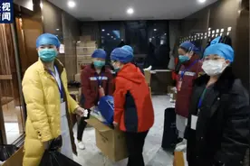 武汉观察丨方舱医院里的“女神节”：感恩的心 感谢有你图片