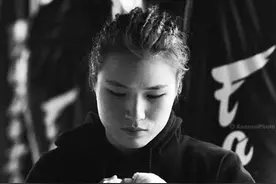 姚晨获张伟丽邀约训练 回复：我真打不过你图片