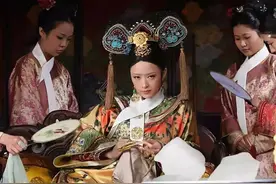 “大女主”假面下的女性图片