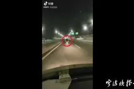 宁波这个司机“曝光”二轮摩托车违规上高架！没想到自己也被罚了…图片