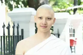 黄书豪出家怎么回事 黄书豪是谁个人资料 黄书豪出家照片原因曝光图片