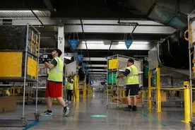 亚马逊紧急聘用10万名快递员 这两种商品已脱销图片