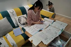 疫情下一位女教师的一日生活实录图片
