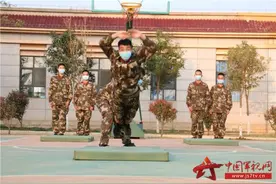 敢打必胜！武警某部交通二支队开展实战化军事训练图片