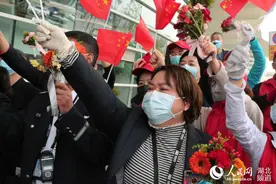 等疫情结束那一天，欢迎再来武汉图片