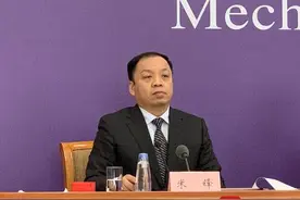武汉关闭离汉通道满两月 国家卫健委：“零新增”不等于零风险图片