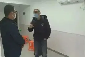 洋女婿回上海拒绝集中隔离，社区一操作引争议！最新回应图片