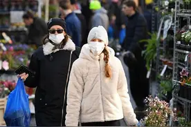 英国：母亲节买鲜花图片