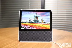 桌面智能“小电视”Redmi小爱触屏音箱8英寸图赏图片