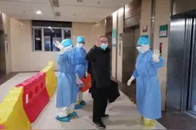 战重症｜两支援鄂医疗队在重症病区经历的“生与死”图片