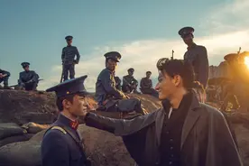 晒和易烊千玺合照被指吃瓜？黄子韬怒怼：别招惹我图片