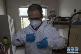 医疗废物处置人员：特殊战场战病毒图片