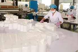 江城积极打造中高端纸制品生产基地图片