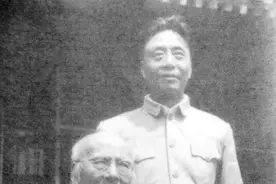 纪念艾青诞辰110周年 重新认识艾青 是诗人也是画家图片