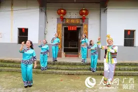 贵港市港南区举办客家山歌展示活动图片