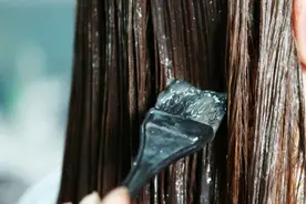 科学家发现寿命与头发颜色的联系图片