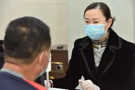 工商银行个人信用分期贷款“金闪借”优惠费率，全力以“复”，拉动消费图片