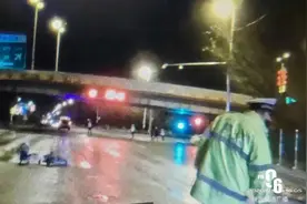 酒壮人胆？西安一男子为逃避查酒驾，疯狂冲卡撞伤民警图片