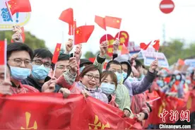 335名支援湖北战士德清休养：去时冰霜雨雪 归来春暖花开图片