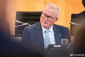 对病毒蔓延造成的后果感到绝望，德国黑森州财政部长自杀图片