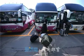 济南长途汽车总站开通84条市际班线图片