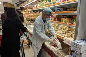 美媒：疫情致货源、人力不足 纽约多家华人超市将暂停营业图片