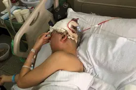 大风天广告牌惹祸？河北霸州一女子身受重伤图片