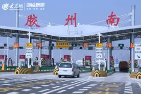 青岛胶州湾大桥胶州连接线提前半年通车 半天通车2079车次图片