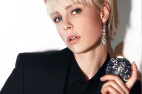 Kowave美妆创意编辑推荐！本周热门彩妆新品 –  2020 比任何人都有个性！最时尚图片