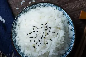 疫情还会引发粮食危机？这只大米股六天四个涨停图片