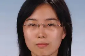 面前是危险困难 身后是万家灯火图片