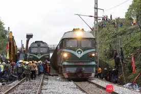 T179次列车脱轨事故区段上下行线路已恢复通车图片
