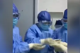 空手切“蛋糕”，援鄂医护的特殊生日视频封面