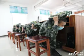 武警广西总队钦州支队开展安全教育云课堂助力安全教育日图片