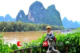脱掉口罩走出家门 桂林市民徒步漓江提振旅游市场图片