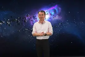 最酷“云校招”！国内首位AI副总裁携网龙高管清华揽才图片
