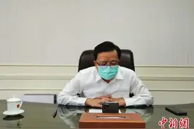 全球抗疫：中国驻菲使馆协调菲华社成立抗疫委员会图片
