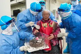 抗疫一线 | 91岁“硬核”奶奶治愈出院啦！图片