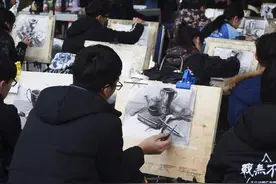 中央美院、西安美院校考调整方案出炉 部分专业直接拼文化分图片