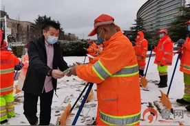 小雨点公益服务中心孙伟强：闲不住的战“疫”志愿者图片