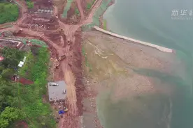 重庆：嘉陵江防洪护岸综合整治工程复工视频封面